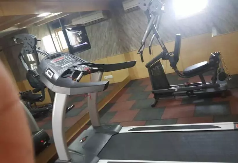 Hotelli Park Inn By Radisson,south Delhi