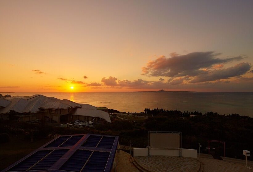 Royal View Hotel Churaumi