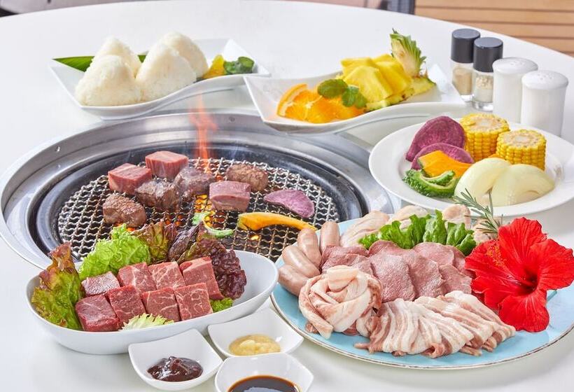 Royal View Hotel Churaumi