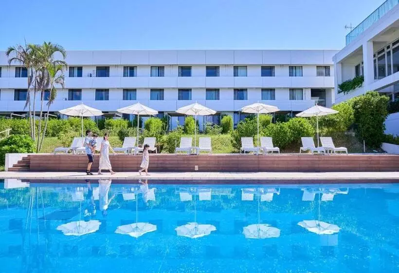 Royal View Hotel Churaumi