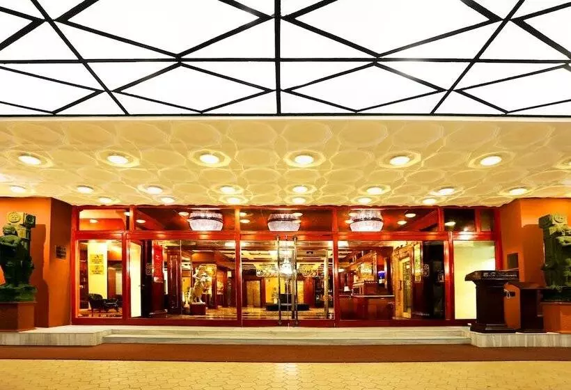 Hotell The Ambassador Marine Drive Mumbai