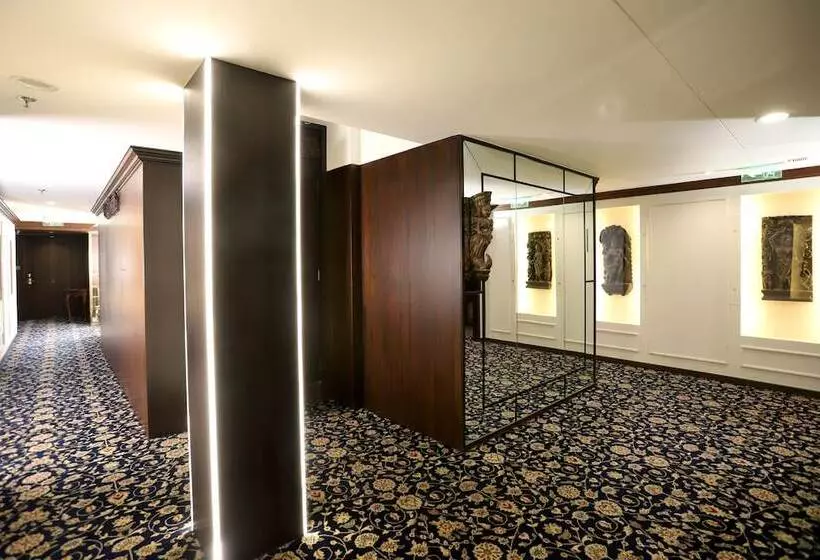 Hotell The Ambassador Marine Drive Mumbai