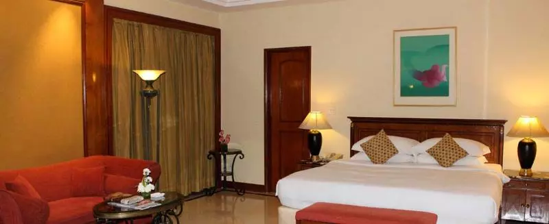 Hotel The Hans, New Delhi