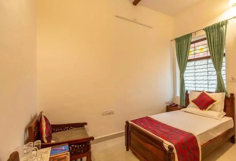 Kstdc Hotel Mayura Adilshahi Bijapur