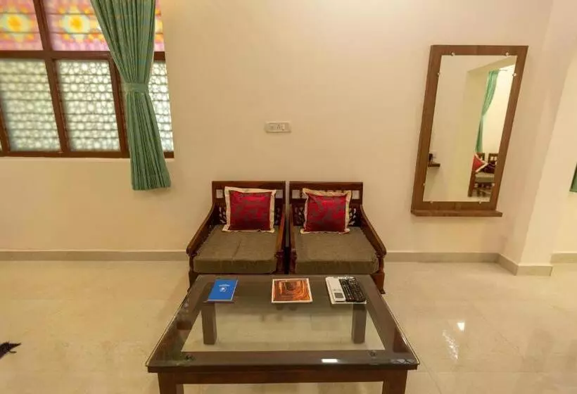 Kstdc Hotel Mayura Adilshahi Bijapur