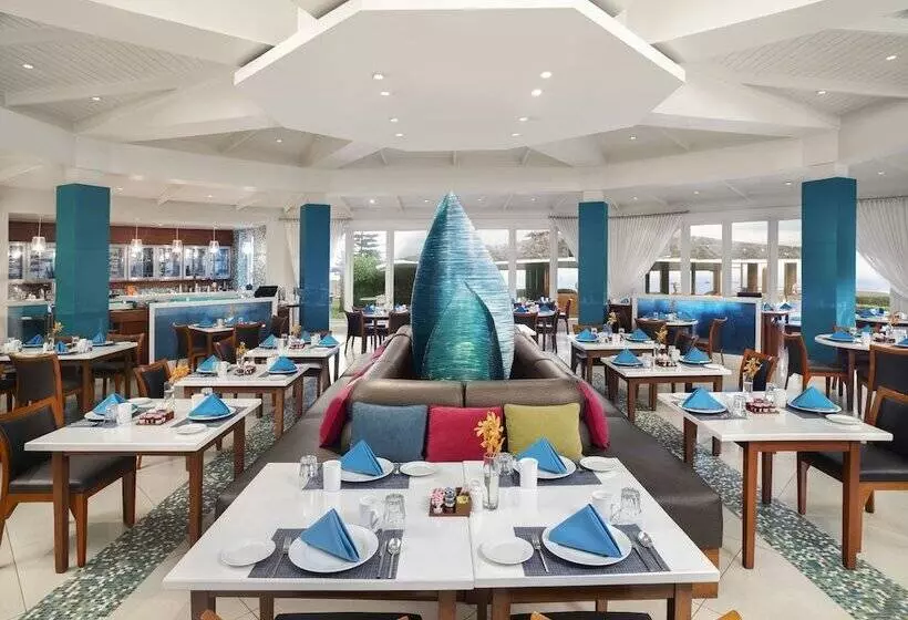 Taj Fort Aguada Resort & Spa, Goa