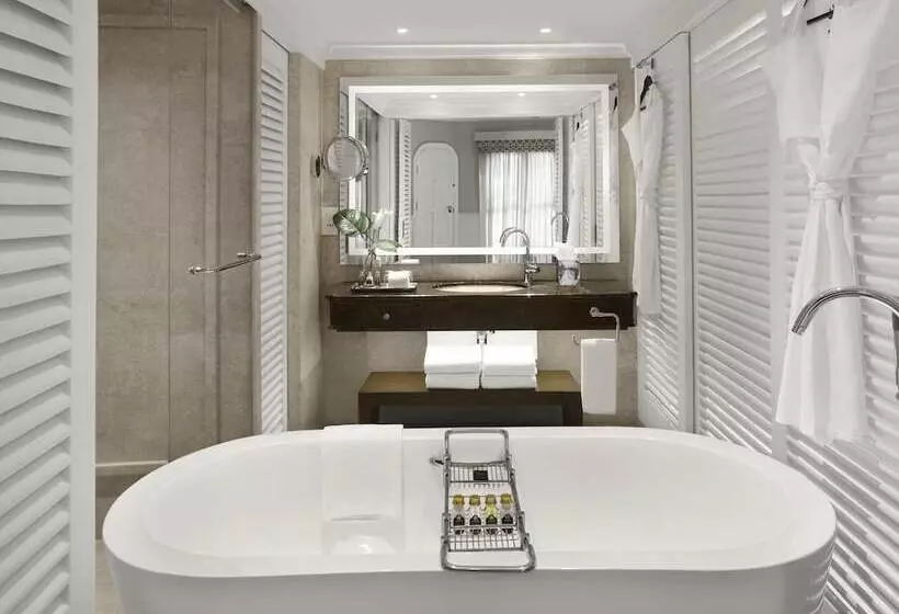 Taj Fort Aguada Resort & Spa, Goa