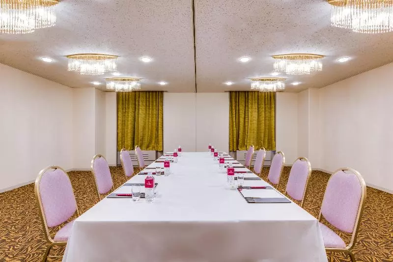 בית מלון כפרי Ana Crowne Plaza Ube