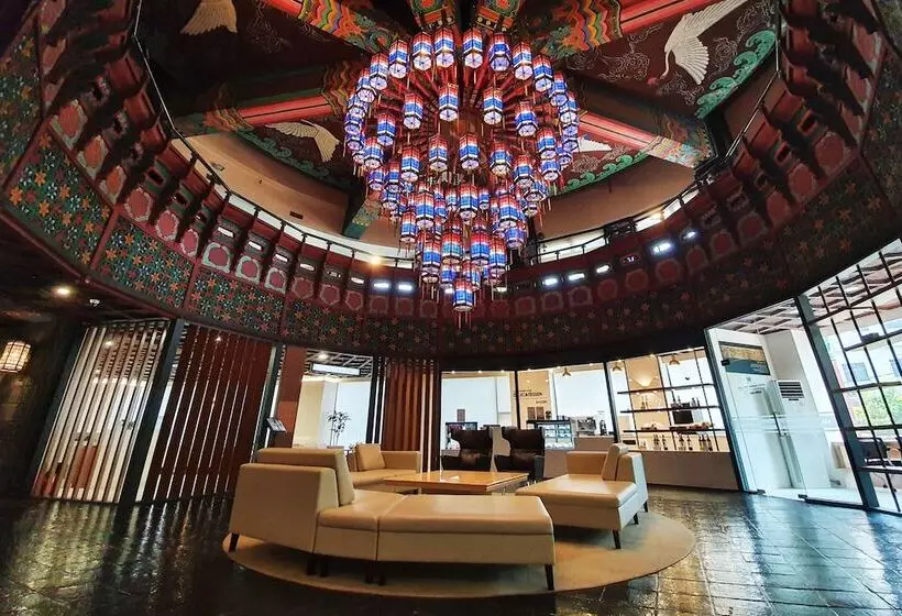 Commodore Hotel Busan