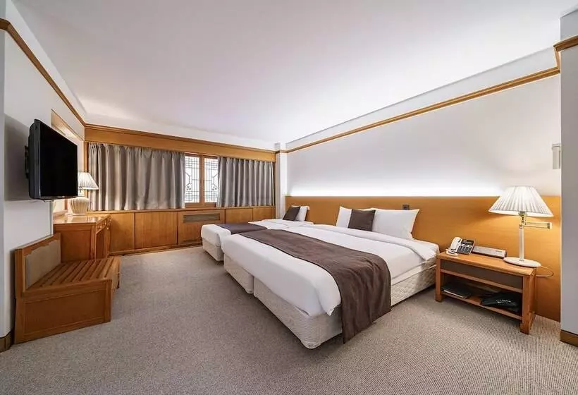 Commodore Hotel Busan