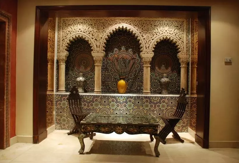 Отель Helnan Chellah