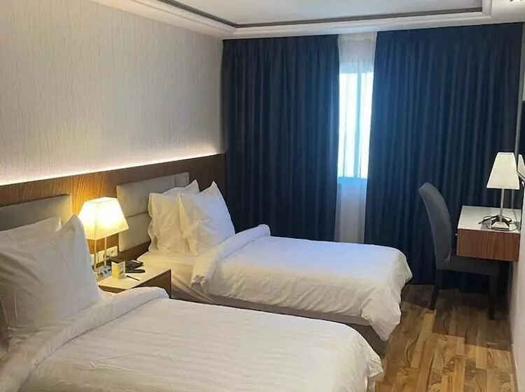 Отель Helnan Chellah