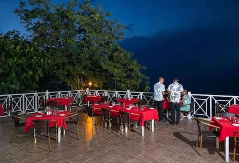هتل Hibiscus Lodge