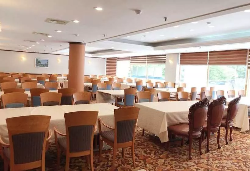 Hotel Lake Hills Songnisan