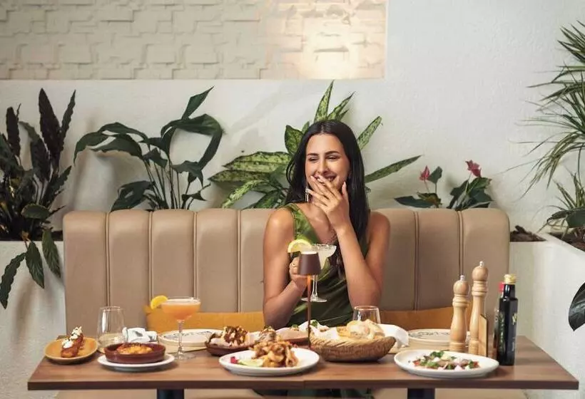 Hotel Marina Bay Tanger