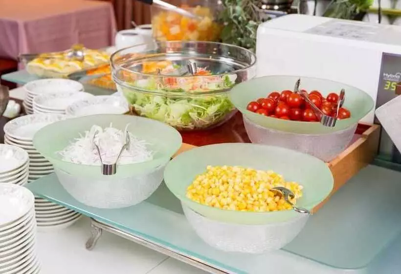 בית מלון כפרי Narita Airport Rest House