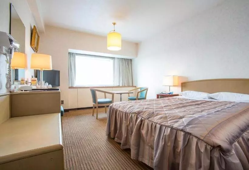 בית מלון כפרי Narita Airport Rest House