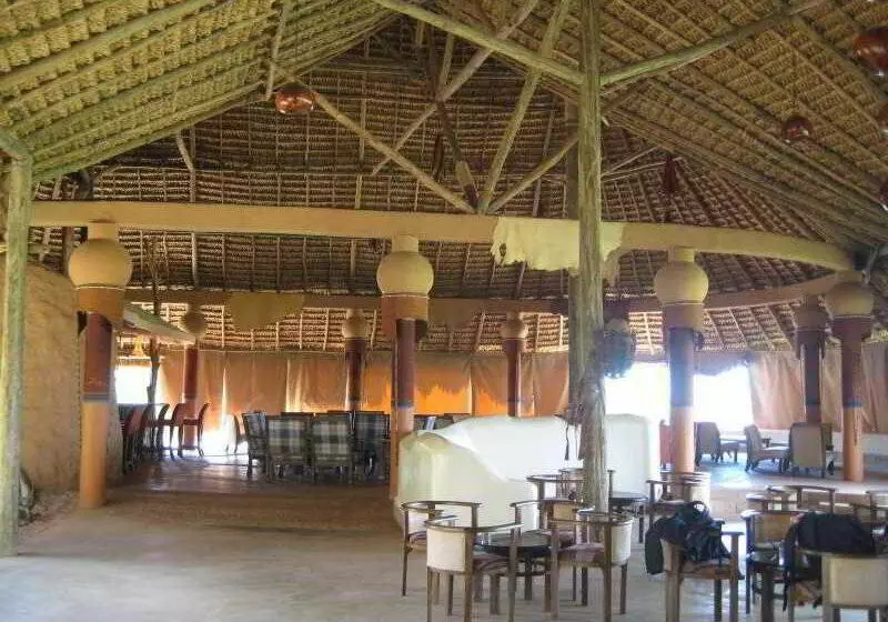 هتل Samburu Sopa Lodge