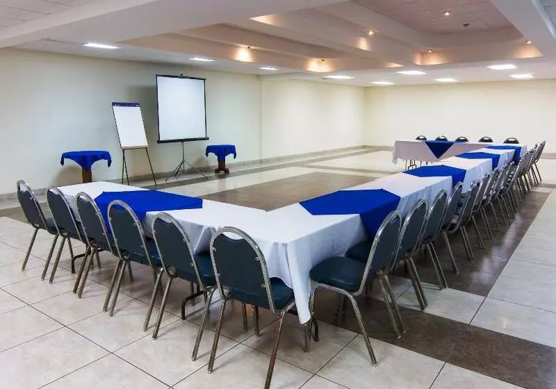 Baja Inn Hoteles Ensenada