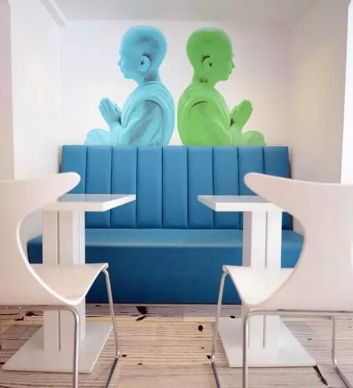 Day S Inn Hotel & Residence