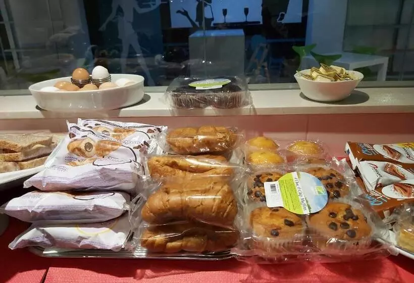 Day S Inn Hotel & Residence