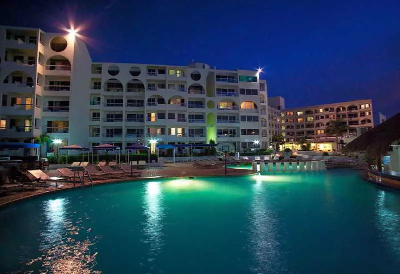 Отель Aquamarina Beach Resort