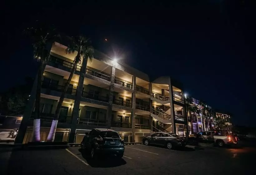 בית מלון כפרי Calafia