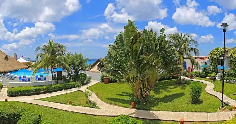 Casa Del Mar Cozumel Hotel & Dive Resort