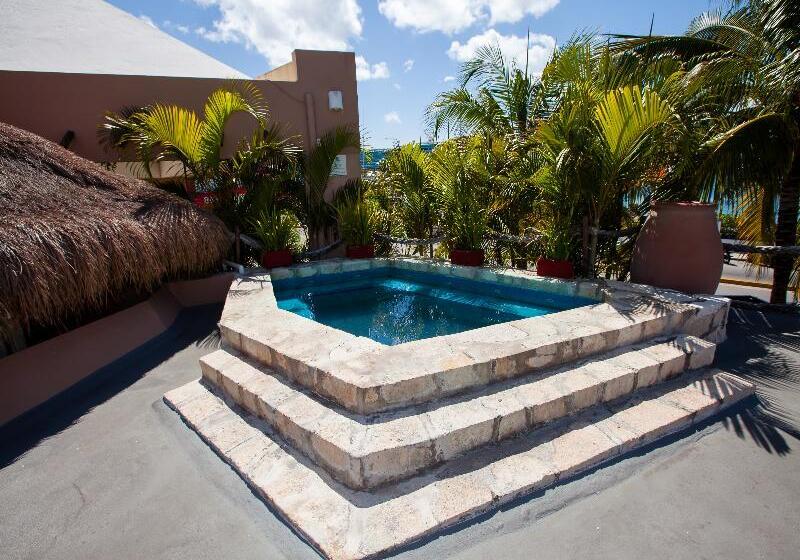 Casa Del Mar Cozumel Hotel & Dive Resort