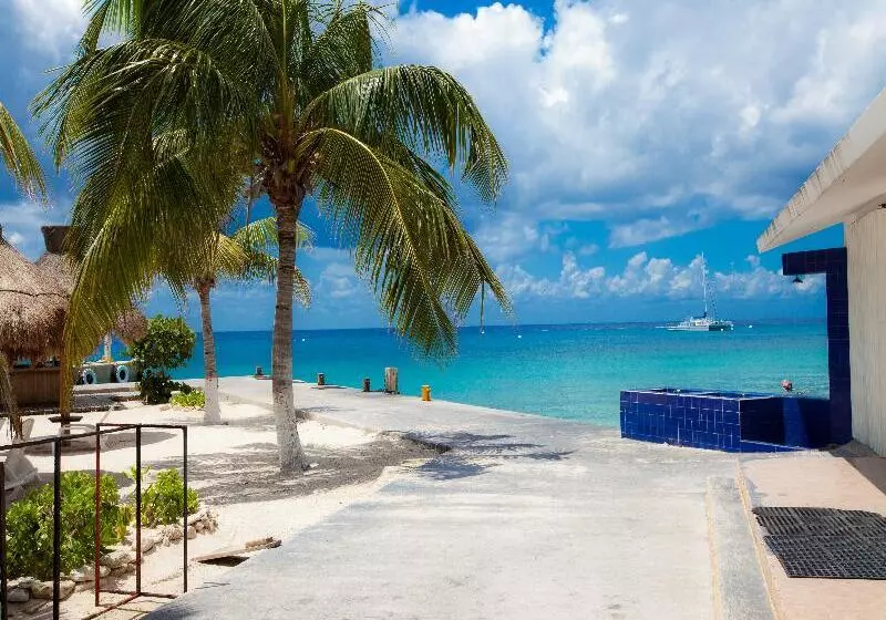 Casa Del Mar Cozumel Hotel & Dive Resort