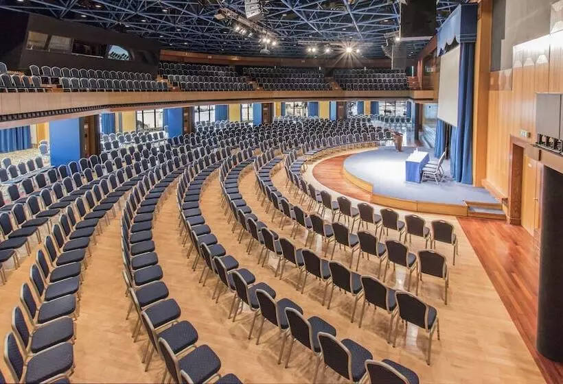 Szálloda Doubletree by Hilton Malta