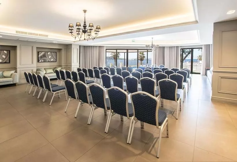 Szálloda Doubletree by Hilton Malta