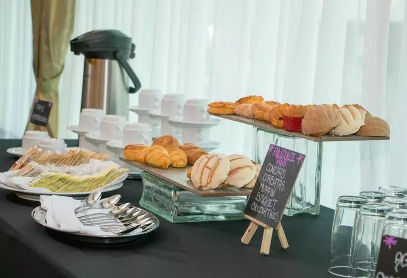 Отель Emporio Reforma