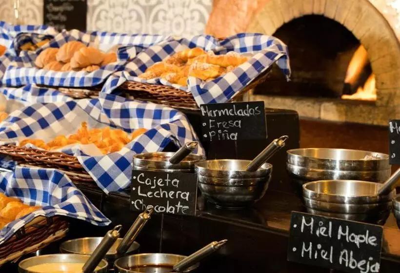 Отель Emporio Reforma