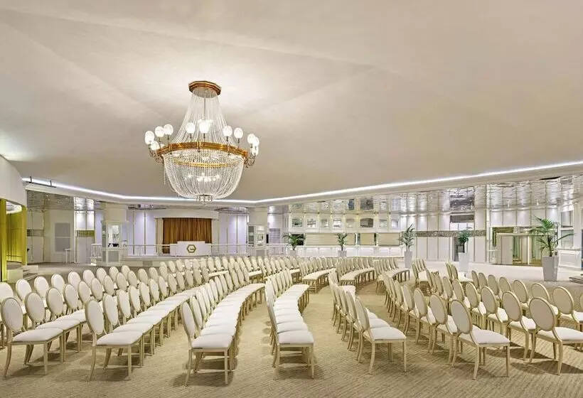 Hotel Fairmont Montecarlo