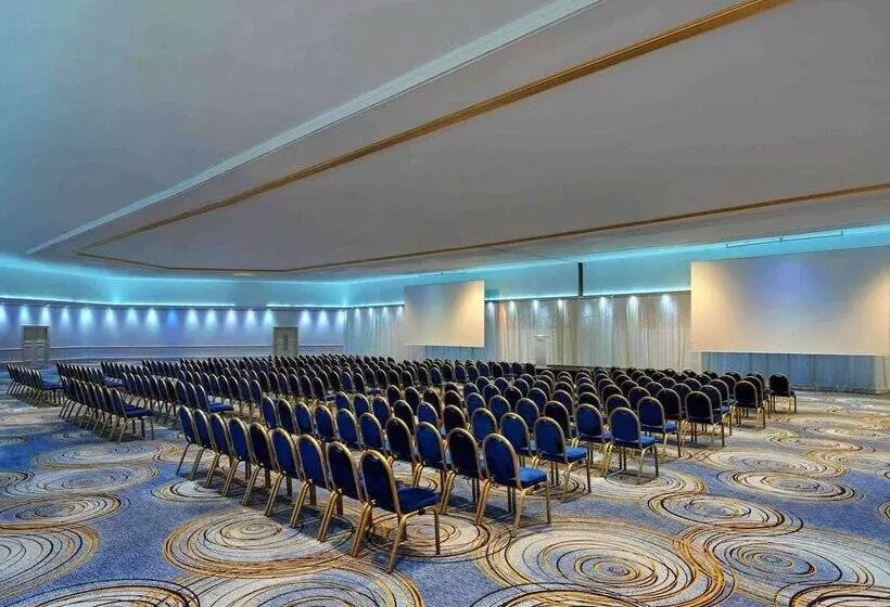 Hotel Fairmont Montecarlo