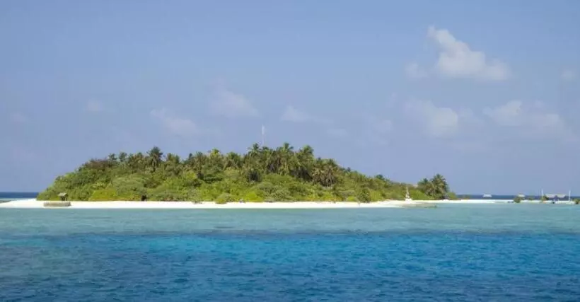 هتل Makunudu Island