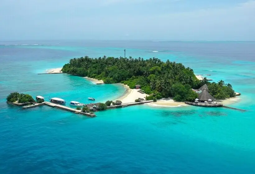هتل Makunudu Island