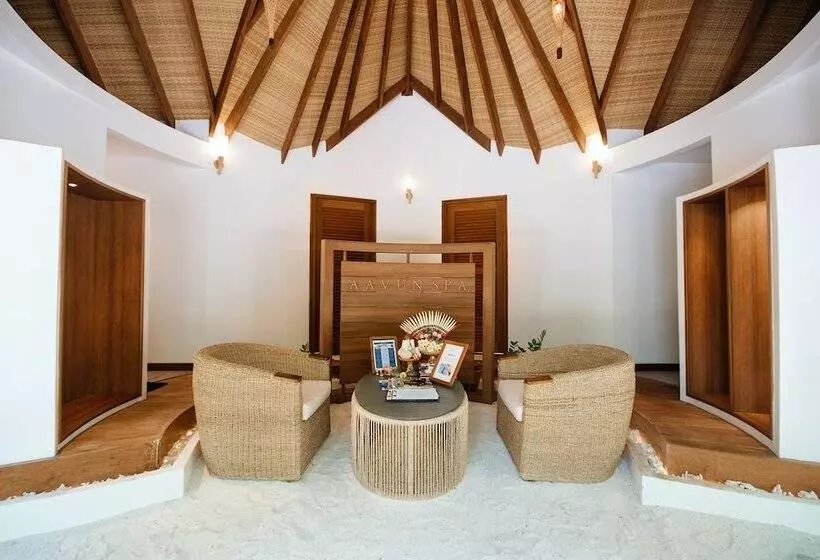 هتل Makunudu Island