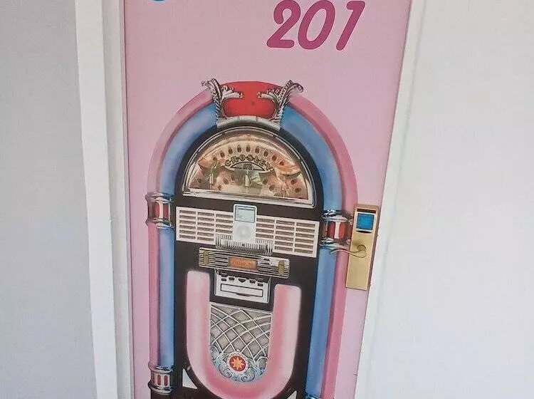 هتل Medrano Temáticas And Business Rooms Aguascalientes