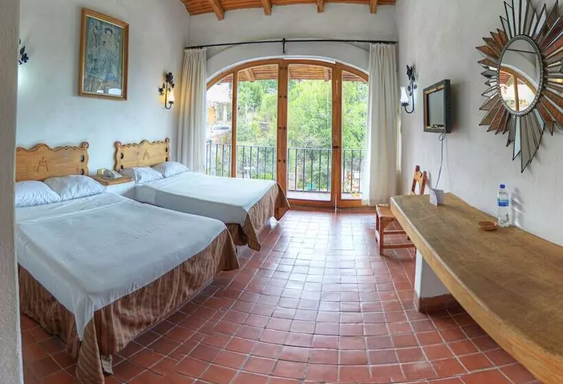 Posada De La Mision, Hotel Museo Y Jardin