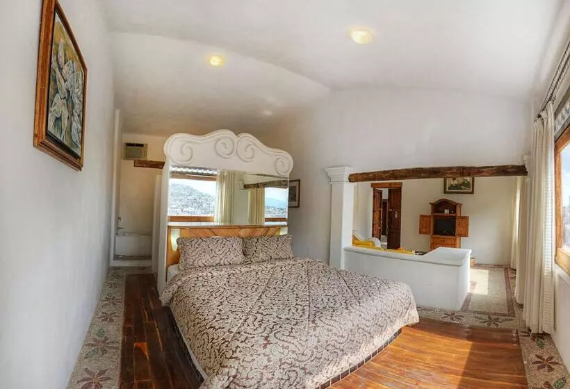 Posada De La Mision, Hotel Museo Y Jardin