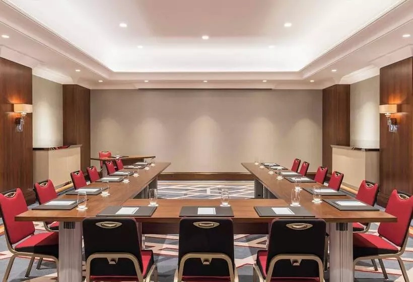 هتل Sheraton Oman