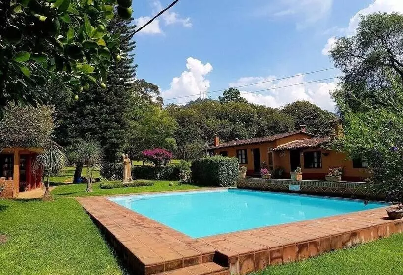 酒店 Villa Patzcuaro Garden
