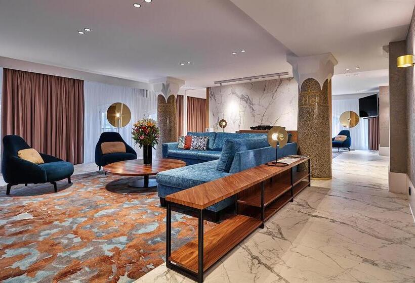 Clayton Hotel Amsterdam American