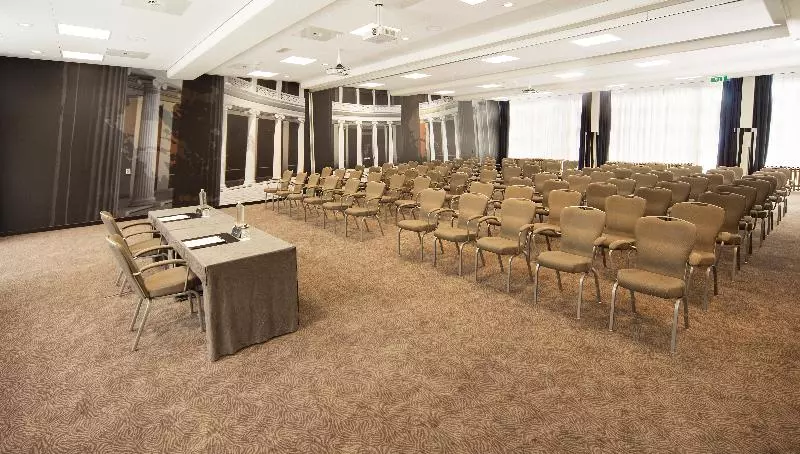 酒店 De Bilderberg