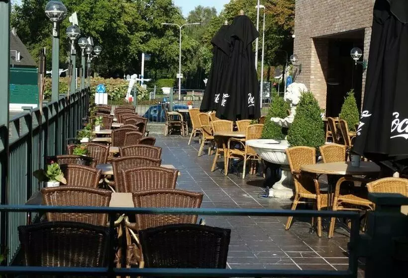 Отель De Druiventros