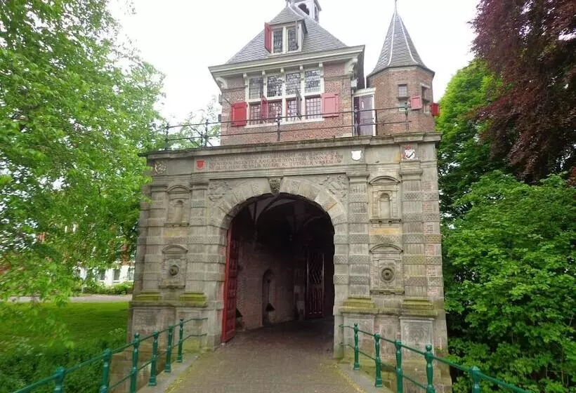 Отель De Magneet