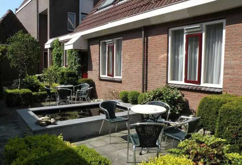 Отель De Magneet