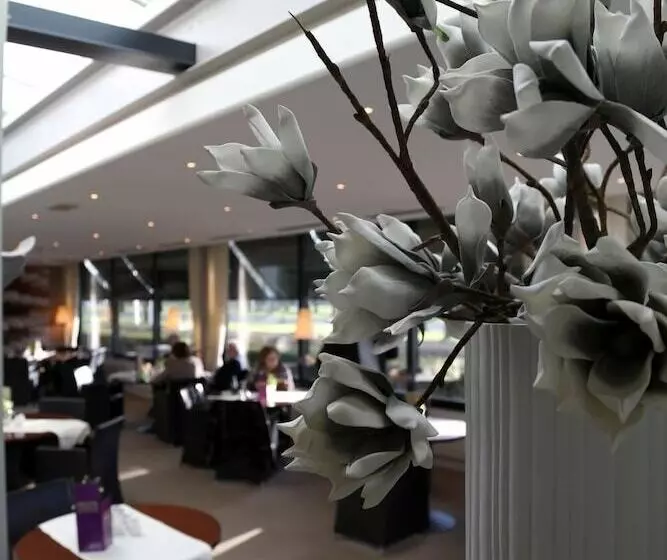 Hotelli De Postelse Hoeve